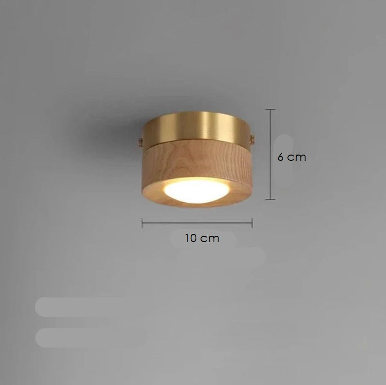 Sovrik – Taklampe laget av valnøtttre med LED-spotlight