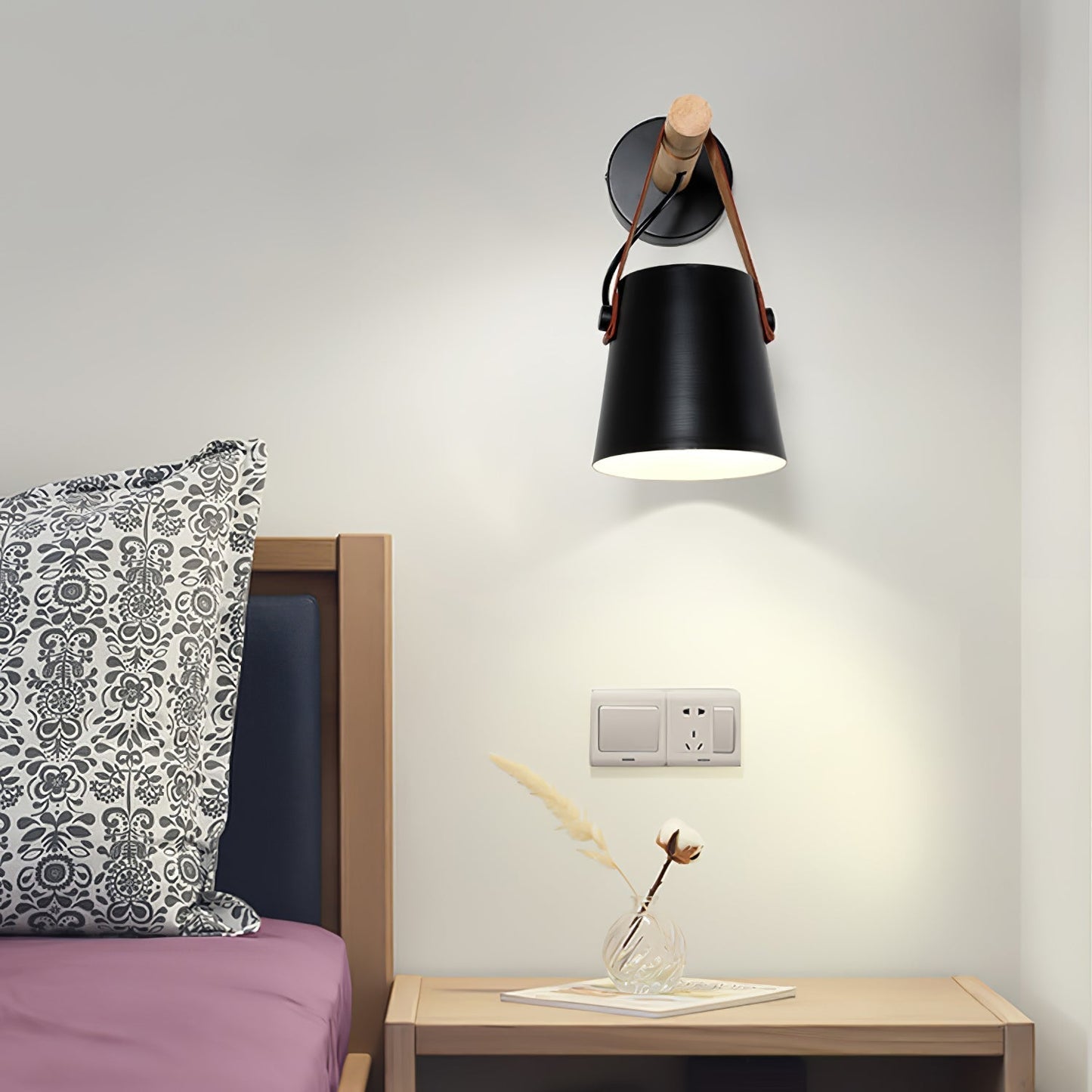 Sovrik Konisk Vegglampe i Tre | Moderne Design | Miljøvennlig | Dekor for Hjemmet