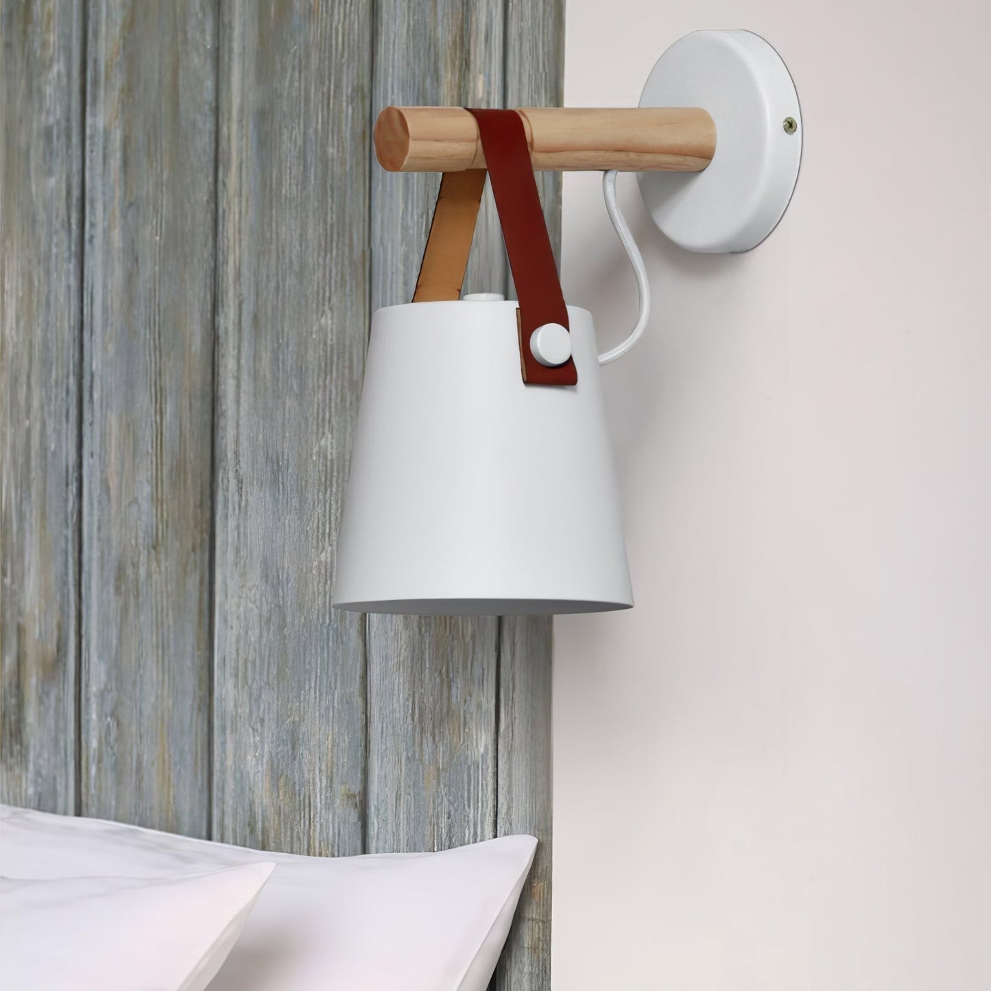 Sovrik Konisk Vegglampe i Tre | Moderne Design | Miljøvennlig | Dekor for Hjemmet