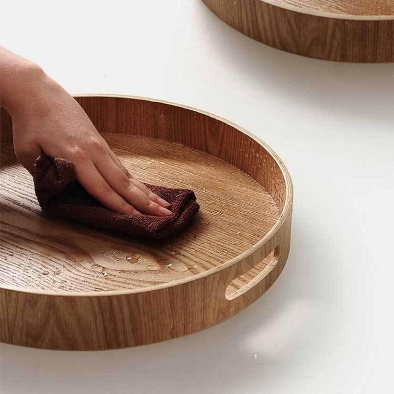 Slanke, runde serveringsbrett av tre