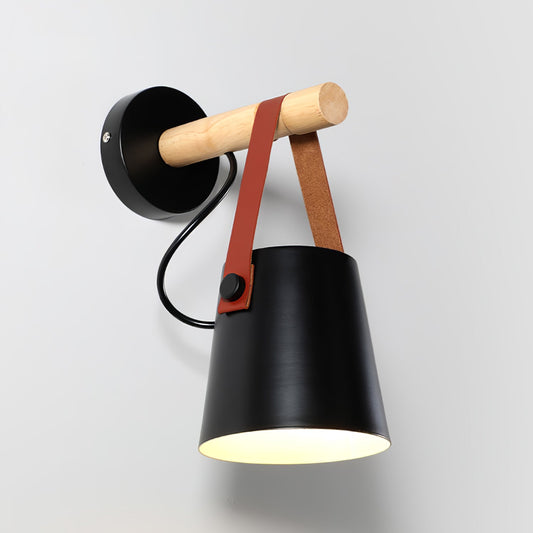 Sovrik Konisk Vegglampe i Tre | Moderne Design | Miljøvennlig | Dekor for Hjemmet